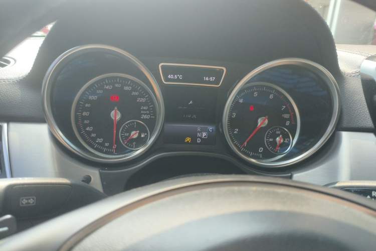 Used Mercedes-Benz GLE Coupe 2018 GLE 400 4MATIC Coupe SUV Instrument Cluster
