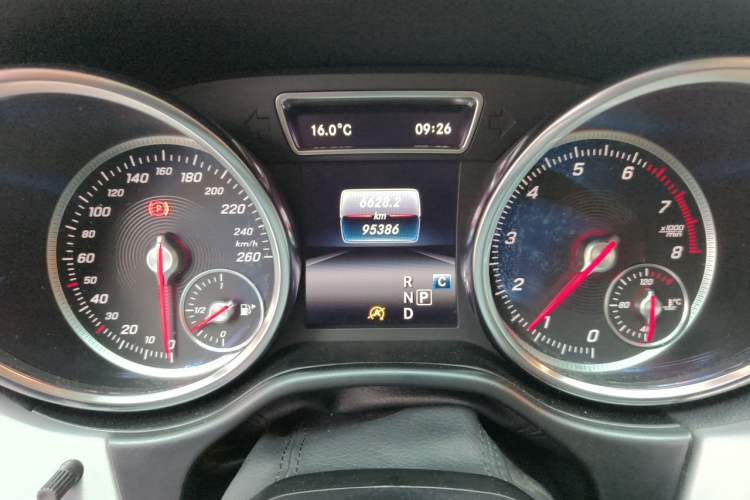 Used Mercedes-Benz GLE Coupe 2018 GLE 400 4MATIC Coupe SUV Instrument Cluster