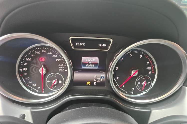 Used Mercedes-Benz GLE Coupe 2018 GLE 400 4MATIC Coupe SUV Instrument Cluster