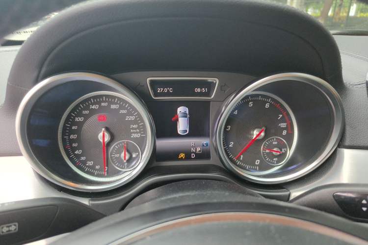 Used Mercedes-Benz GLE Coupe 2018 GLE 320 4MATIC Coupe SUV Instrument Cluster