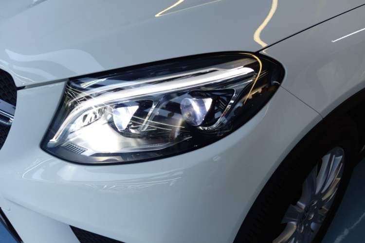 Used Mercedes-Benz GLE Coupe 2018 GLE 320 4MATIC Coupe SUV Left Front Headlight