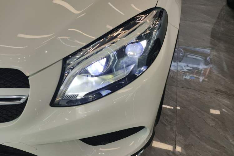 Used Mercedes-Benz GLE Coupe 2018 GLE 400 4MATIC Coupe SUV Left Front Headlight
