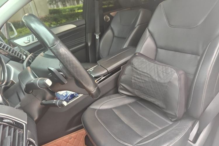 Used Mercedes-Benz GLE Coupe 2018 GLE 400 4MATIC Coupe SUV Left Front Seat