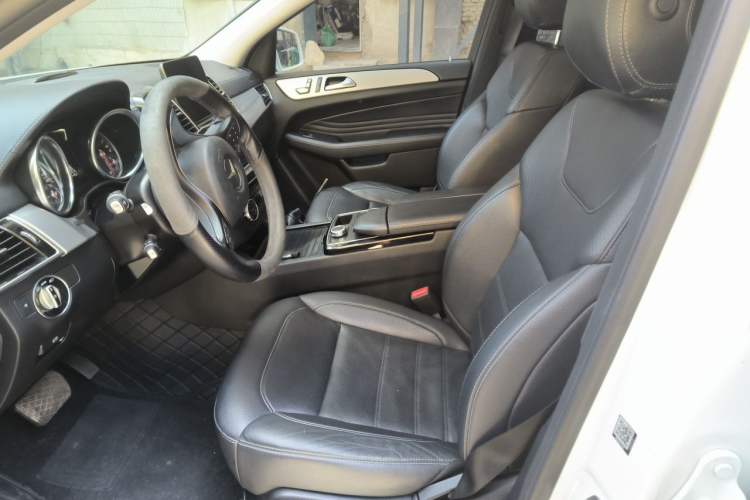 Used Mercedes-Benz GLE Coupe 2018 GLE 320 4MATIC Coupe SUV Left Front Seat
