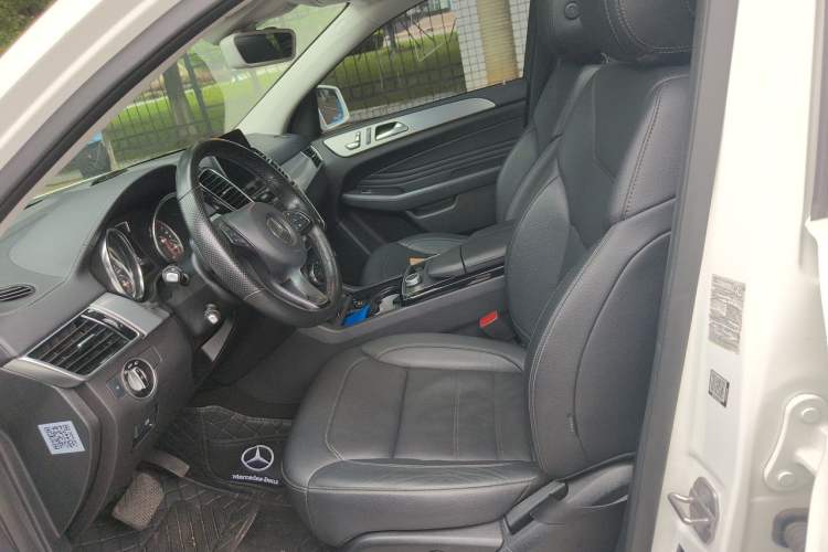 Used Mercedes-Benz GLE Coupe 2018 GLE 320 4MATIC Coupe SUV Left Front Seat