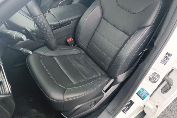 Used Mercedes-Benz GLE Coupe 2018 GLE 400 4MATIC Coupe SUV Left Front Seat