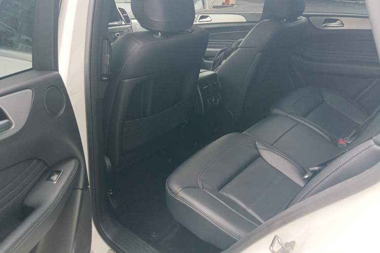 Used Mercedes-Benz GLE Coupe 2018 GLE 400 4MATIC Coupe SUV Left Rear Seat