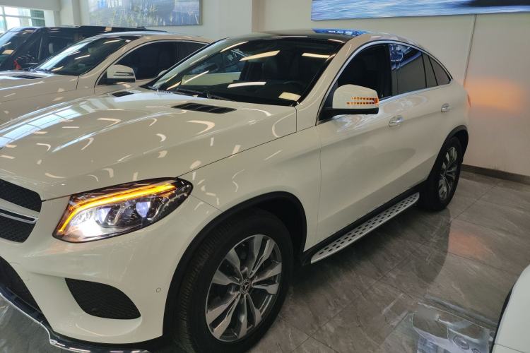 Used Mercedes-Benz GLE Coupe 2018 GLE 400 4MATIC Coupe SUV Left Side
