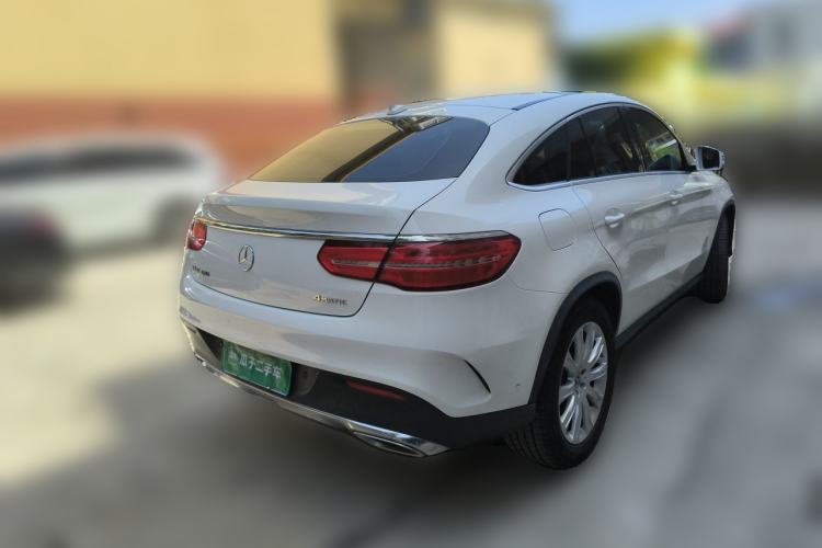 Used Mercedes-Benz GLE Coupe 2018 GLE 320 4MATIC Coupe SUV Rear Right 45 Deg