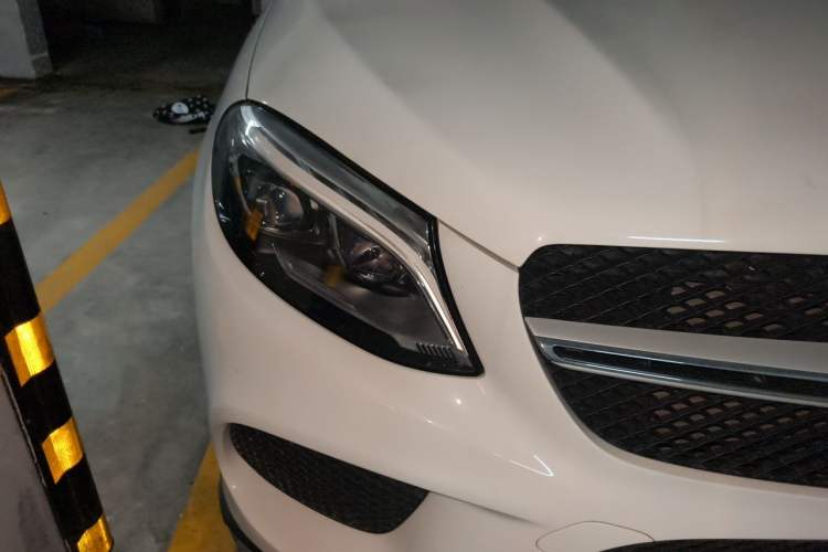 Used Mercedes-Benz GLE Coupe 2018 GLE 400 4MATIC Coupe SUV Right Front Headlight