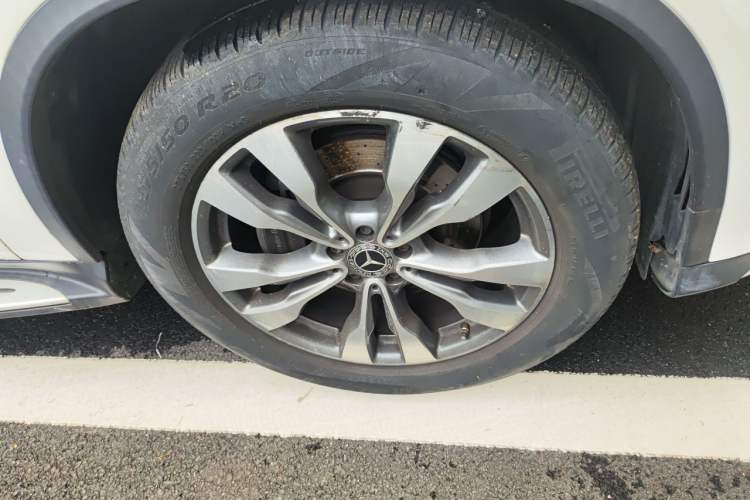 Used Mercedes-Benz GLE Coupe 2018 GLE 400 4MATIC Coupe SUV Right Front Wheel Hub