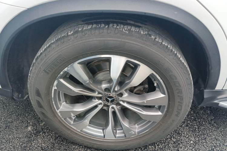 Used Mercedes-Benz GLE Coupe 2018 GLE 400 4MATIC Coupe SUV Right Rear Wheel Hub