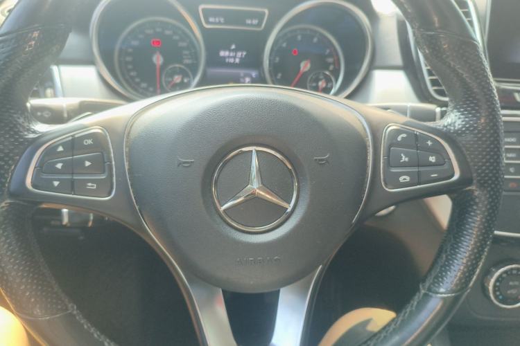 Used Mercedes-Benz GLE Coupe 2018 GLE 400 4MATIC Coupe SUV Steering Wheel