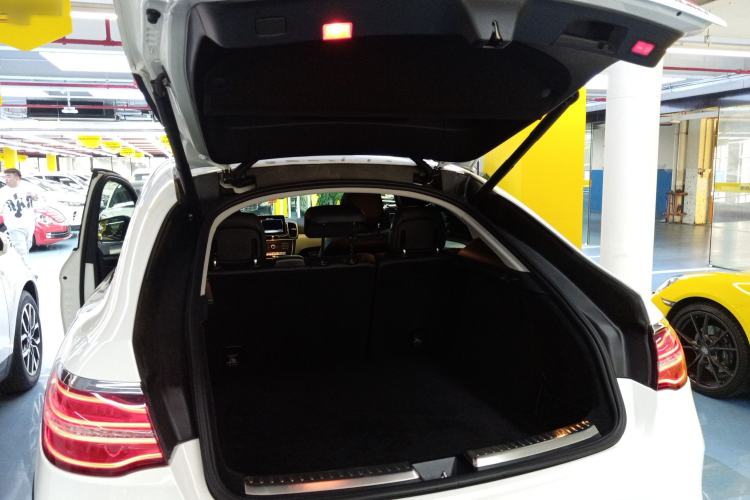 Used Mercedes-Benz GLE Coupe 2018 GLE 320 4MATIC Coupe SUV Trunk
