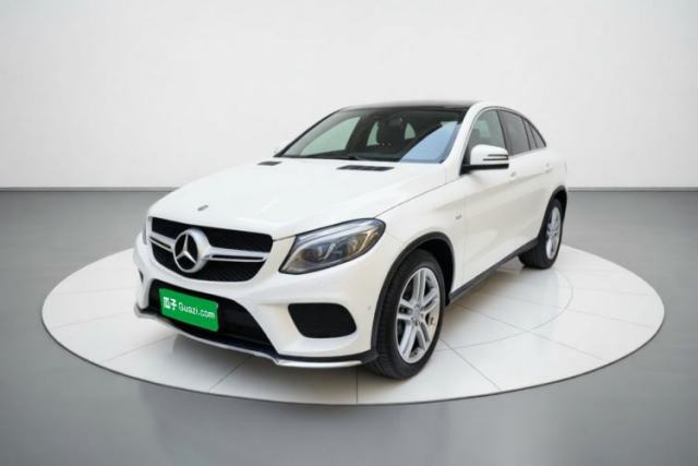 Ojetý Mercedes-Benz GLE Coupe 2018 GLE 320 4MATIC Coupe SUV