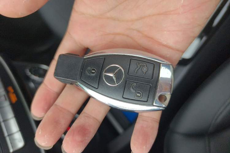 Used Mercedes-Benz GLE Coupe 2018 GLE 320 4MATIC Coupe SUV Vehicle Key