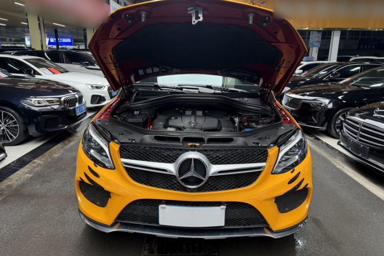 Used Mercedes-Benz GLE Coupe 2018 GLE 320 4MATIC Coupe SUV Engine Bay