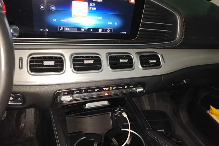Used Mercedes-Benz GLE Coupe 2020 GLE 350 4MATIC Coupe SUV Fashion Model Audio And AC Panel