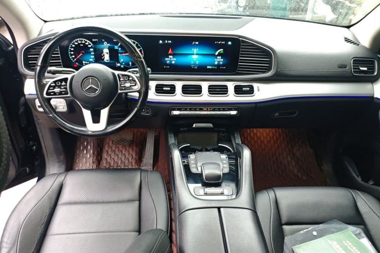 Used Mercedes-Benz GLE Coupe 2020 GLE 350 4MATIC Coupe SUV Luxury Model Center Console