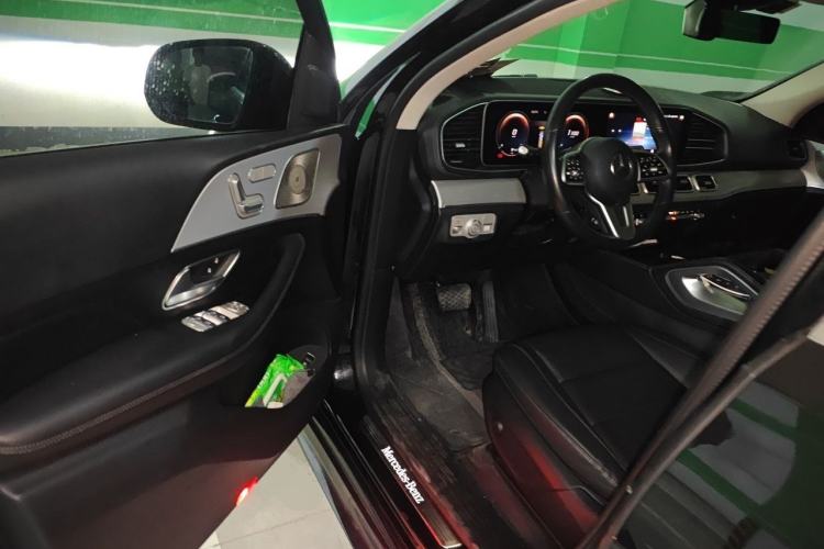 Used Mercedes-Benz GLE Coupe 2020 GLE 350 4MATIC Coupe SUV Fashion Model Driver Seat
