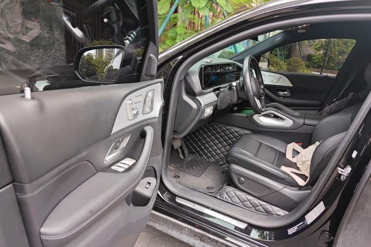 Used Mercedes-Benz GLE Coupe 2020 GLE 450 4MATIC Coupe SUV Fashion Model Driver Seat