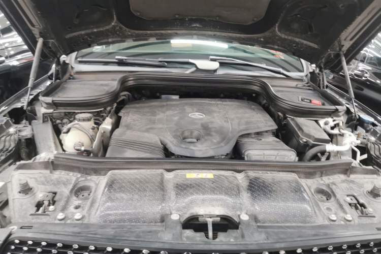 Used Mercedes-Benz GLE Coupe 2020 GLE 450 4MATIC Coupe SUV Fashion Model Engine Bay