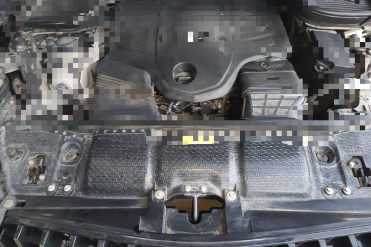 Used Mercedes-Benz GLE Coupe 2020 GLE 450 4MATIC Coupe SUV Fashion Model Engine Bay