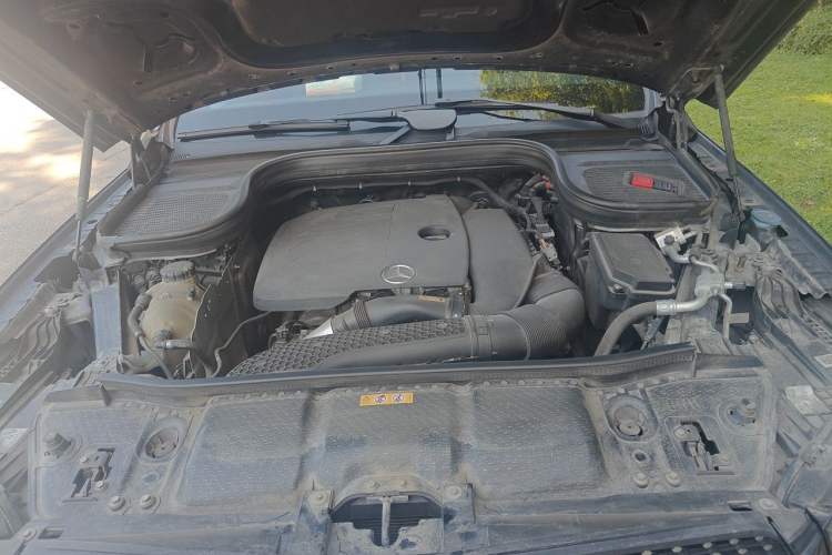Used Mercedes-Benz GLE Coupe 2020 GLE 350 4MATIC Coupe SUV Fashion Model Engine Bay