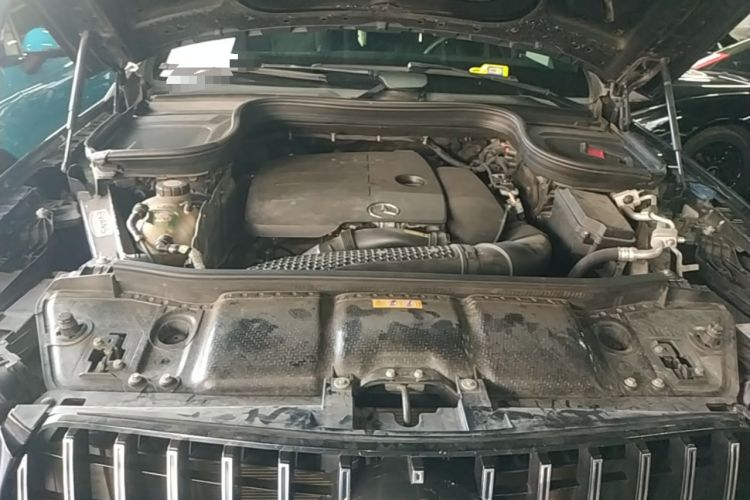 Used Mercedes-Benz GLE Coupe 2020 GLE 350 4MATIC Coupe SUV Luxury Model Engine Bay