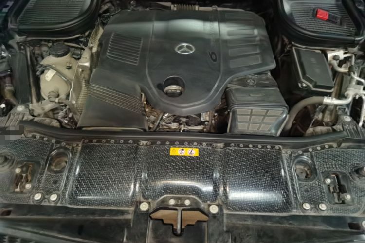 Used Mercedes-Benz GLE Coupe 2020 GLE 450 4MATIC Coupe SUV Fashion Model Engine Bay