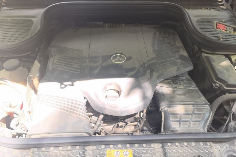 Used Mercedes-Benz GLE Coupe 2020 GLE 450 4MATIC Coupe SUV Fashion Model Engine Bay