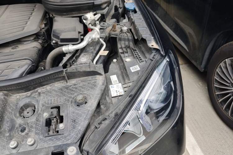Used Mercedes-Benz GLE Coupe 2020 GLE 450 4MATIC Coupe SUV Fashion Model Engine Bay Left