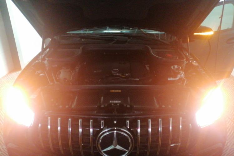 Used Mercedes-Benz GLE Coupe 2020 GLE 350 4MATIC Coupe SUV Fashion Model Engine Bay