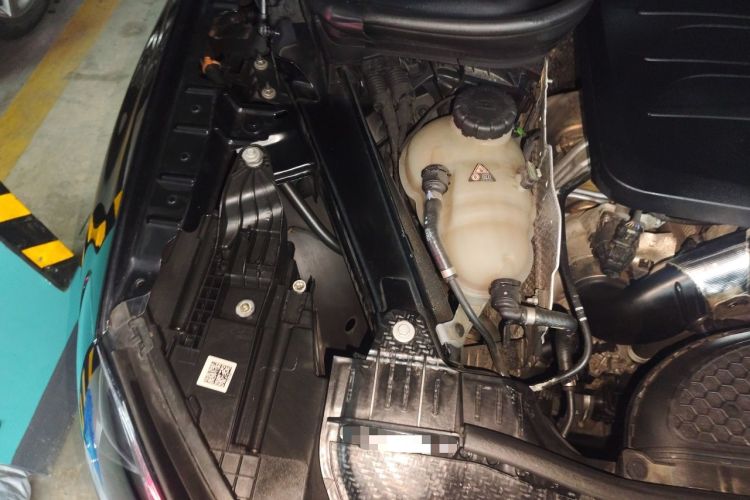 Used Mercedes-Benz GLE Coupe 2020 GLE 350 4MATIC Coupe SUV Luxury Model Engine Bay Right