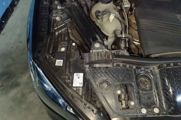 Used Mercedes-Benz GLE Coupe 2020 GLE 450 4MATIC Coupe SUV Fashion Model Engine Bay Right