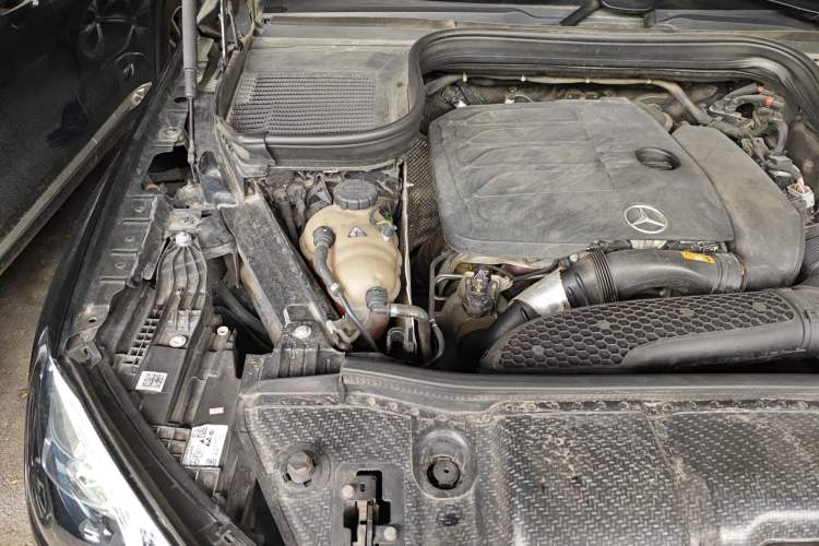 Used Mercedes-Benz GLE Coupe 2020 GLE 350 4MATIC Coupe SUV Fashion Model Engine Bay Right