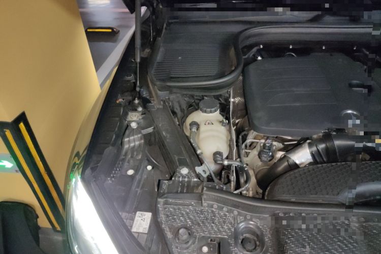 Used Mercedes-Benz GLE Coupe 2020 GLE 350 4MATIC Coupe SUV Luxury Model Engine Bay Right