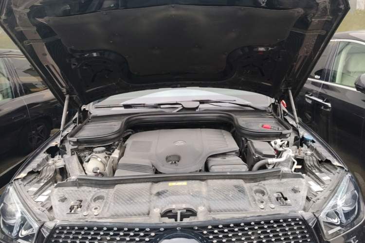 Used Mercedes-Benz GLE Coupe 2020 GLE 450 4MATIC Coupe SUV Fashion Model Engine Bay