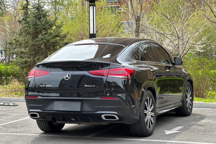 Used Mercedes-Benz GLE Coupe 2020 GLE 350 4MATIC Coupe SUV Luxury Model Exterior 1