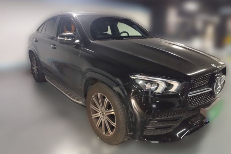 Used Mercedes-Benz GLE Coupe 2020 GLE 350 4MATIC Coupe SUV Luxury Model Exterior 2