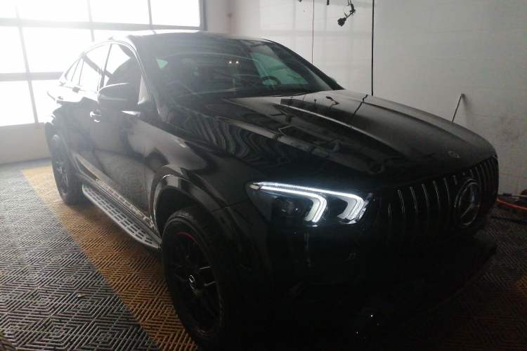 Used Mercedes-Benz GLE Coupe 2020 GLE 350 4MATIC Coupe SUV Fashion Model Exterior 2