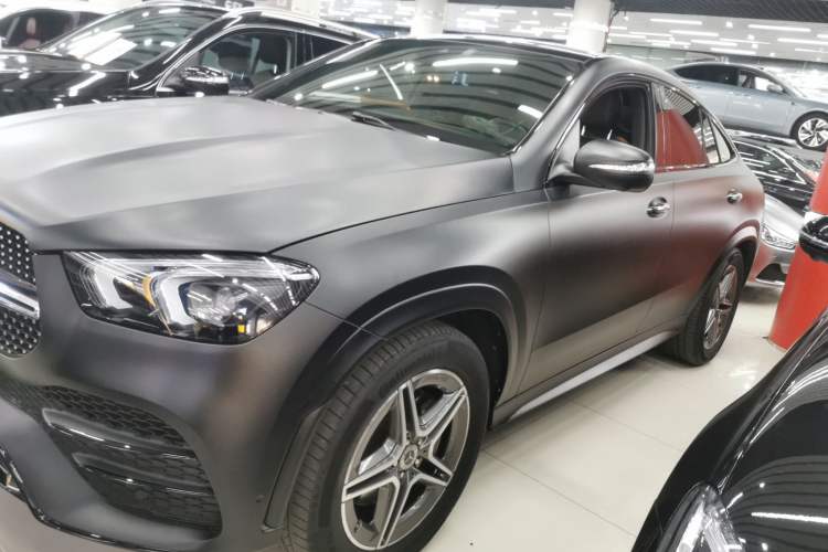 Used Mercedes-Benz GLE Coupe 2020 GLE 450 4MATIC Coupe SUV Fashion Model Exterior 3