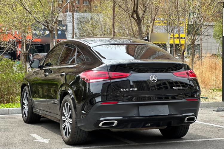 Used Mercedes-Benz GLE Coupe 2020 GLE 350 4MATIC Coupe SUV Luxury Model Exterior 3