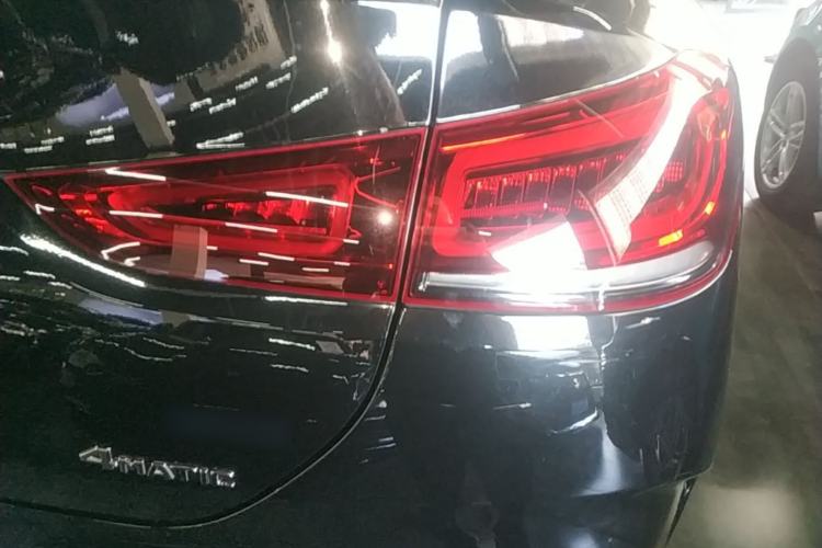 Used Mercedes-Benz GLE Coupe 2020 GLE 350 4MATIC Coupe SUV Luxury Model Exterior 3