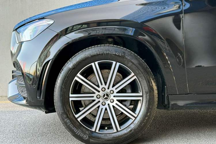 Used Mercedes-Benz GLE Coupe 2020 GLE 350 4MATIC Coupe SUV Luxury Model Exterior 3