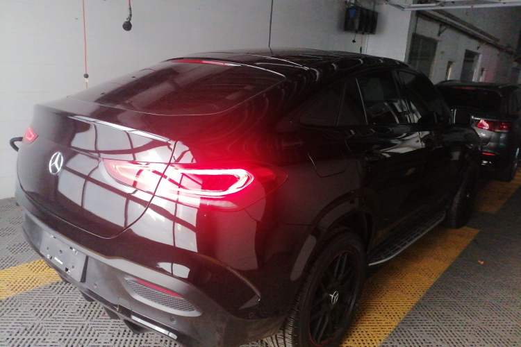 Used Mercedes-Benz GLE Coupe 2020 GLE 350 4MATIC Coupe SUV Fashion Model Exterior 5