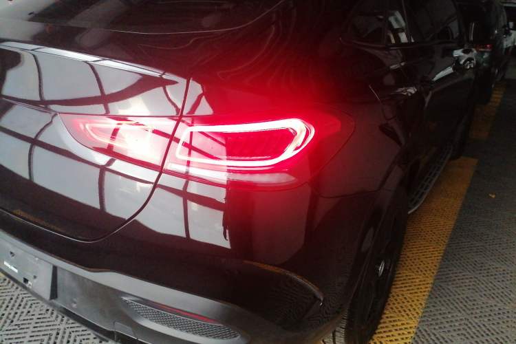Used Mercedes-Benz GLE Coupe 2020 GLE 350 4MATIC Coupe SUV Fashion Model Exterior 6