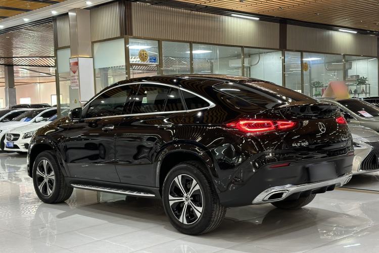 Used Mercedes-Benz GLE Coupe 2020 GLE 350 4MATIC Coupe SUV Fashion Model Exterior 9