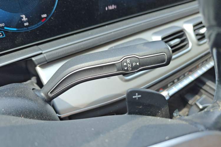 Used Mercedes-Benz GLE Coupe 2020 GLE 350 4MATIC Coupe SUV Luxury Model Gear Lever