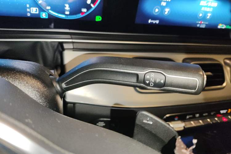 Used Mercedes-Benz GLE Coupe 2020 GLE 350 4MATIC Coupe SUV Luxury Model Gear Lever